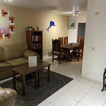 Spacious Rooftop House W/ King Bed ติฮัวนา ภายนอก รูปภาพ