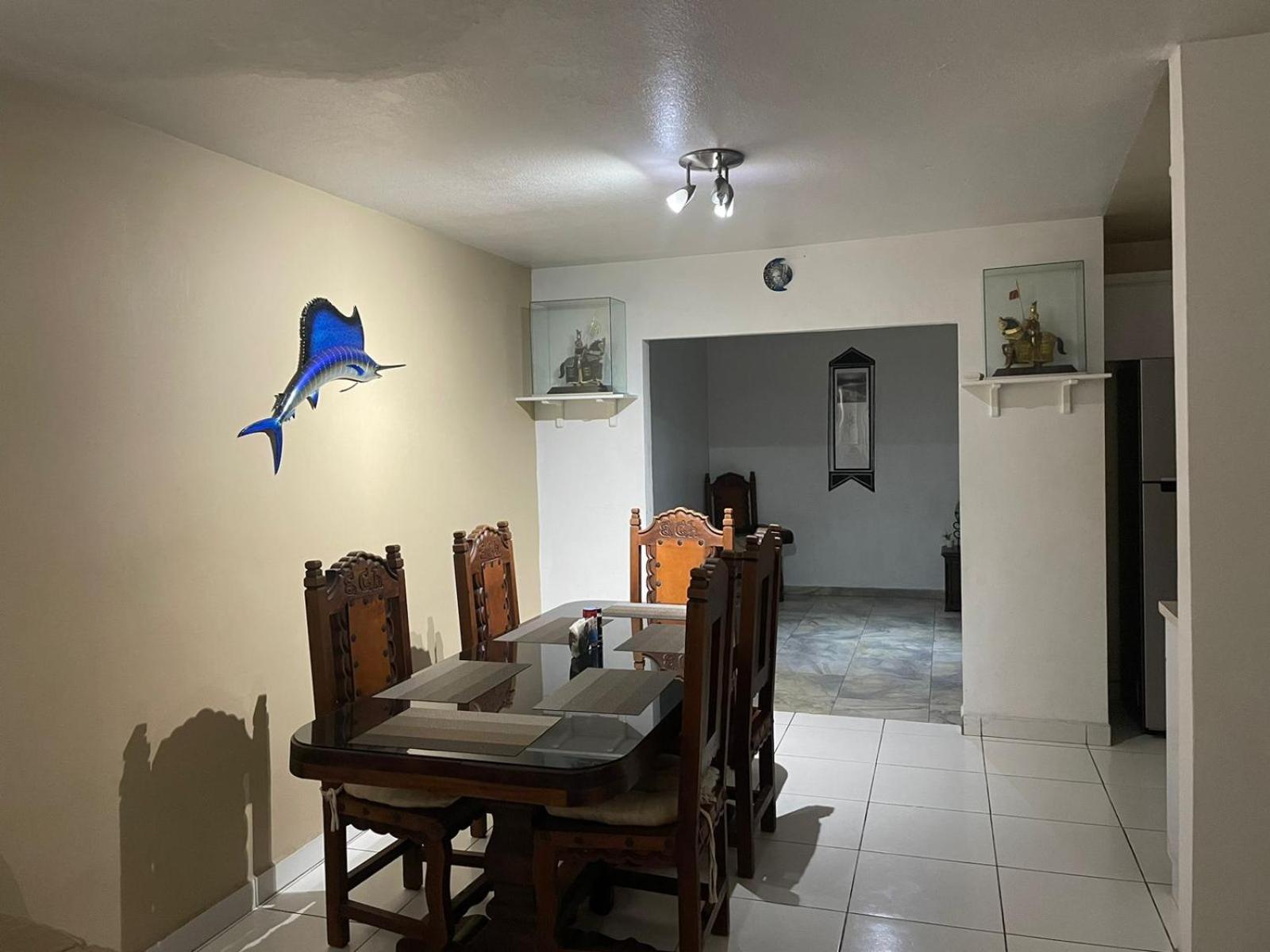 Spacious Rooftop House W/ King Bed ติฮัวนา ภายนอก รูปภาพ